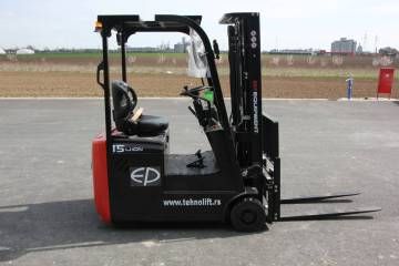 Elektro viljuškar EFS15 – električni viljuškar za skladišta i industriju